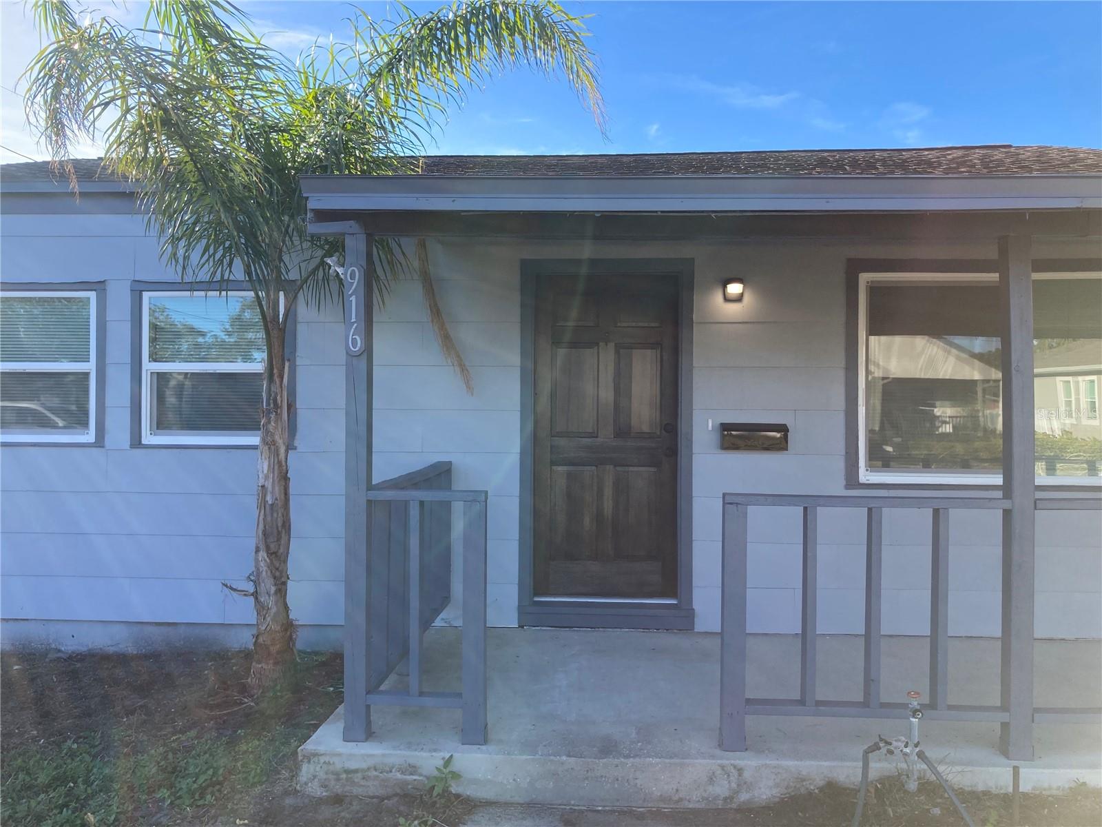 916 57TH AVE N — home for sale