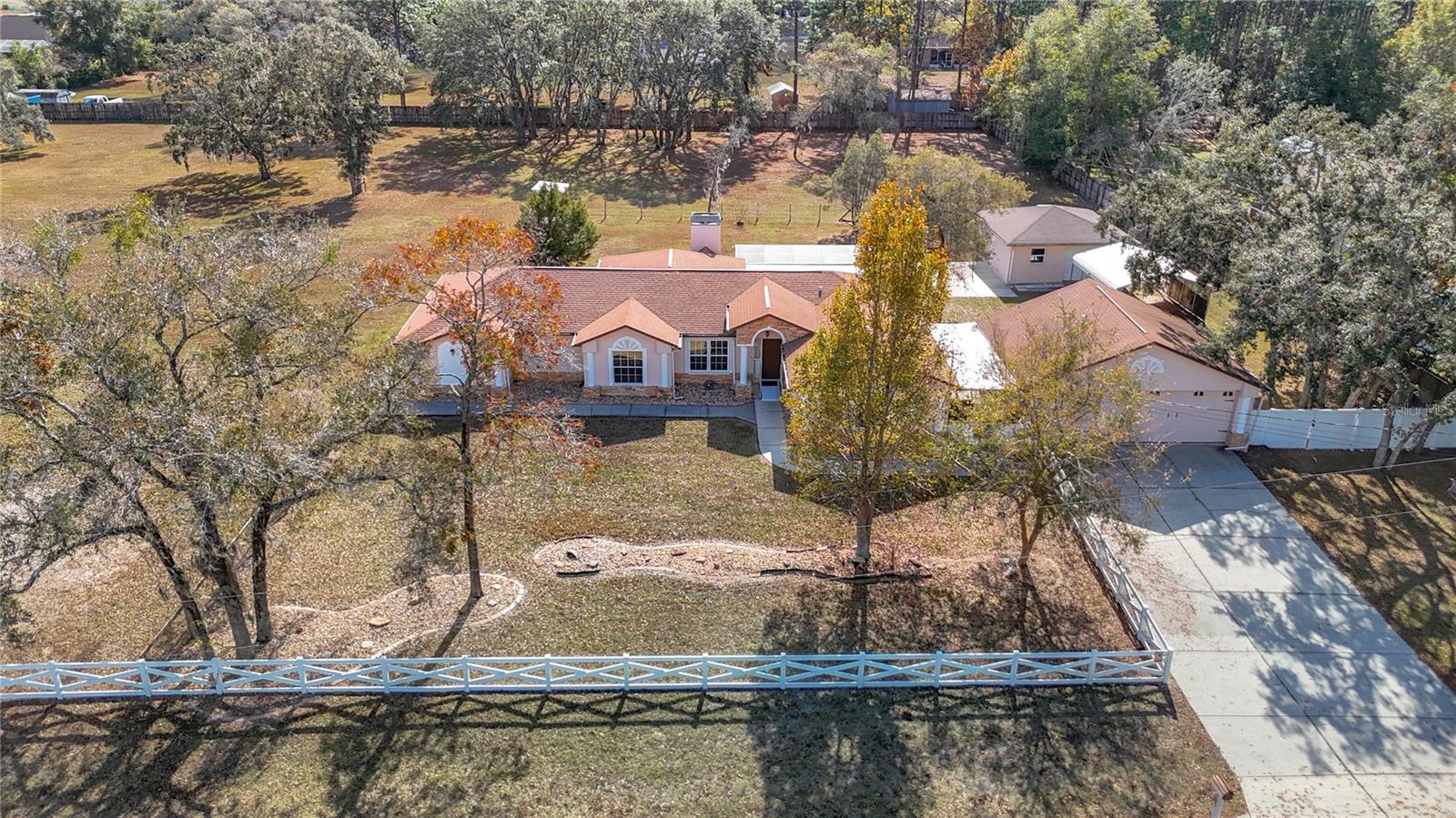 5085 BONE LN photo 3