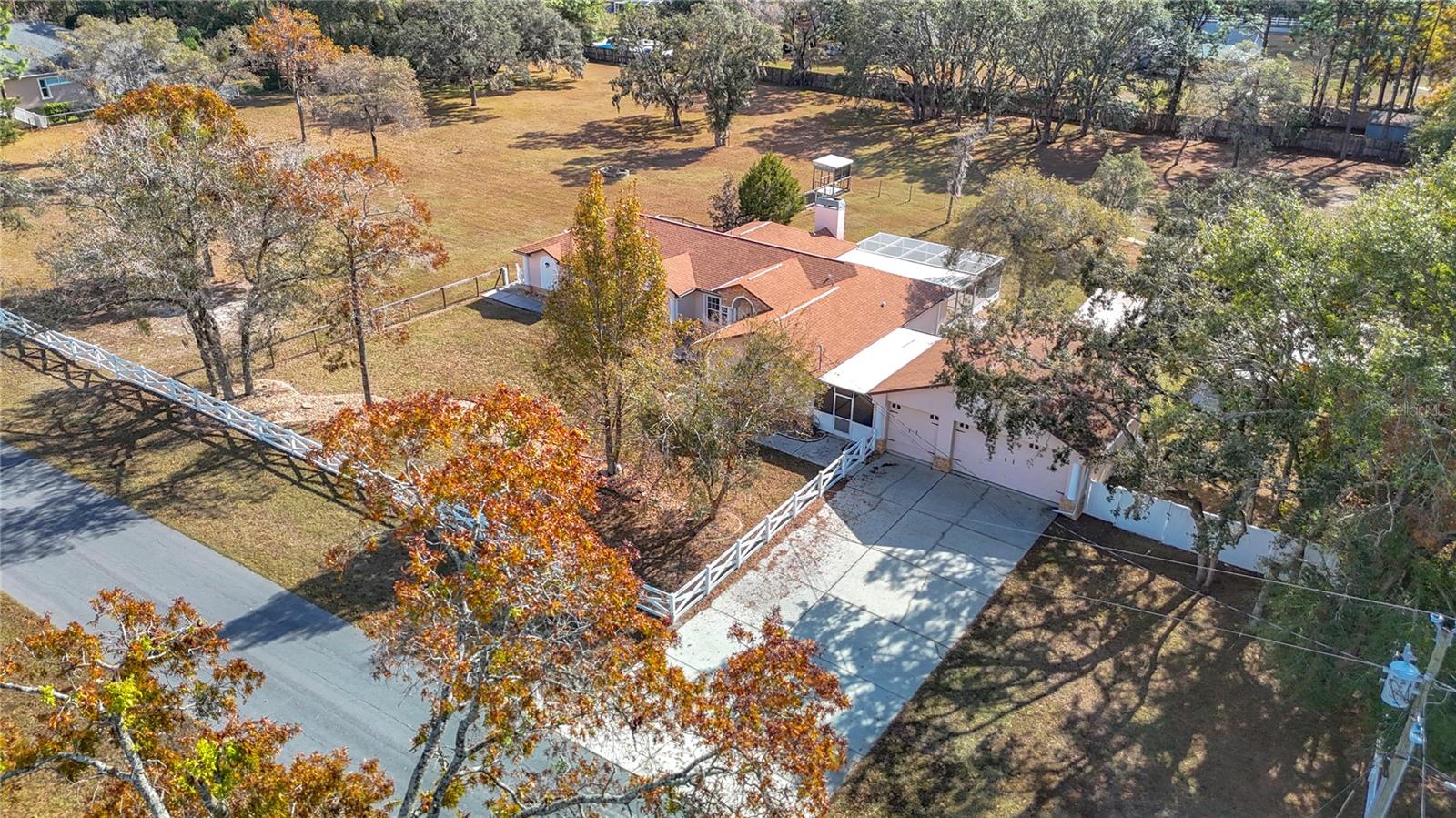 5085 BONE LN photo 4