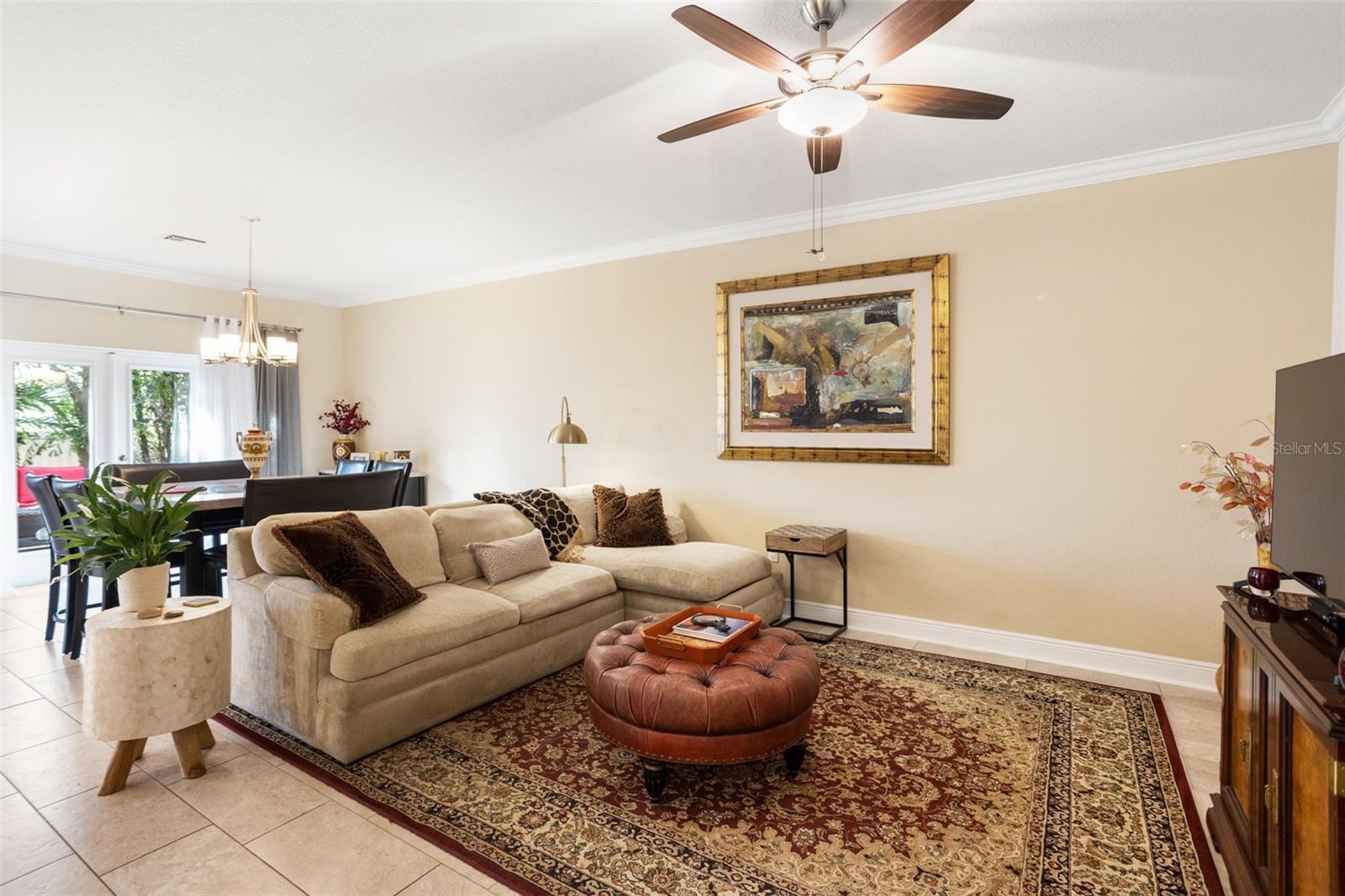 829 DATE PALM LN photo 4
