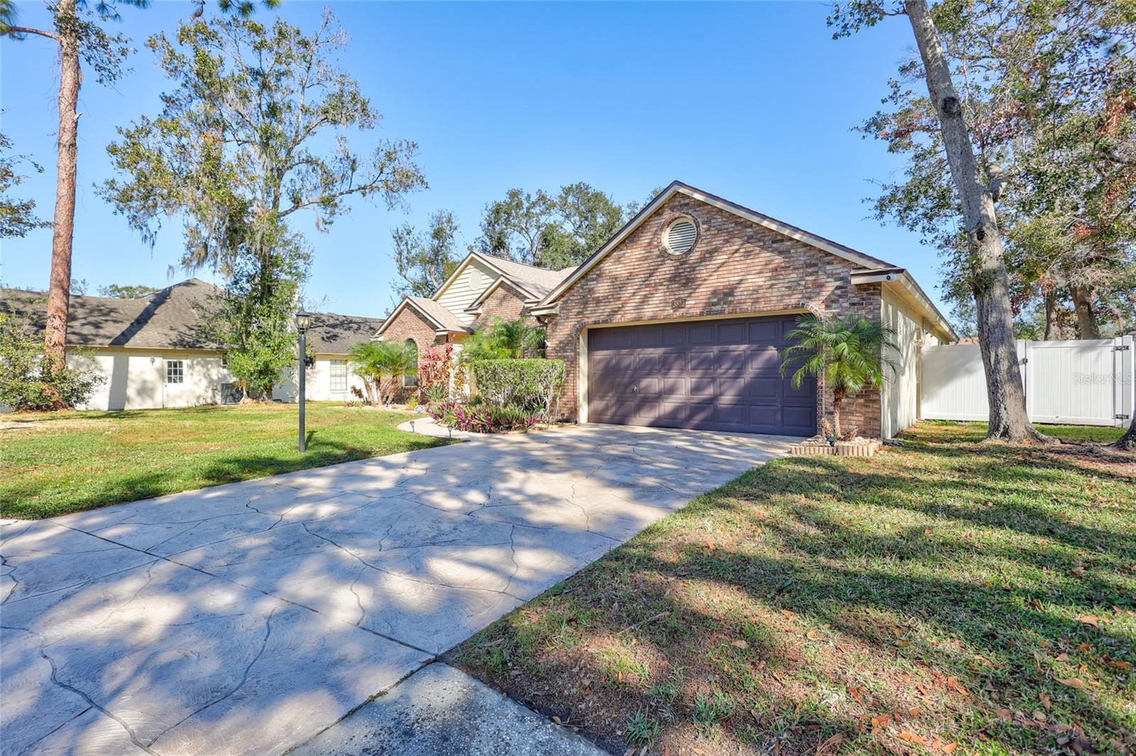3810 HOLLOW WOOD DR photo 2