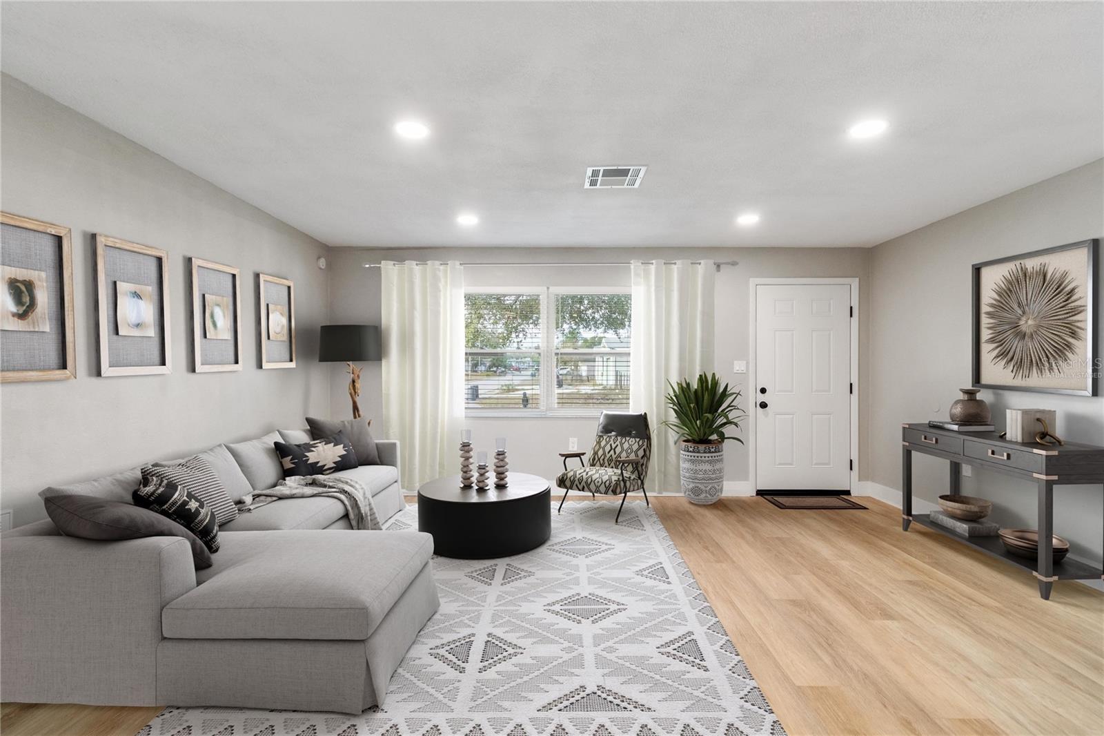 9240 WHITMAN LN photo 3
