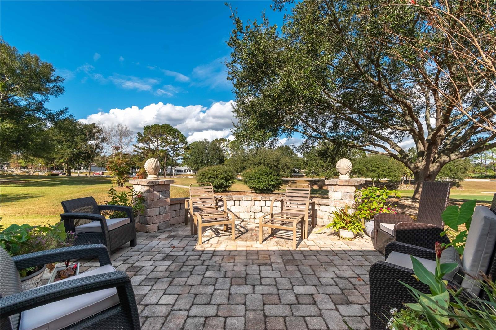 9257 SW 94TH LOOP photo 2
