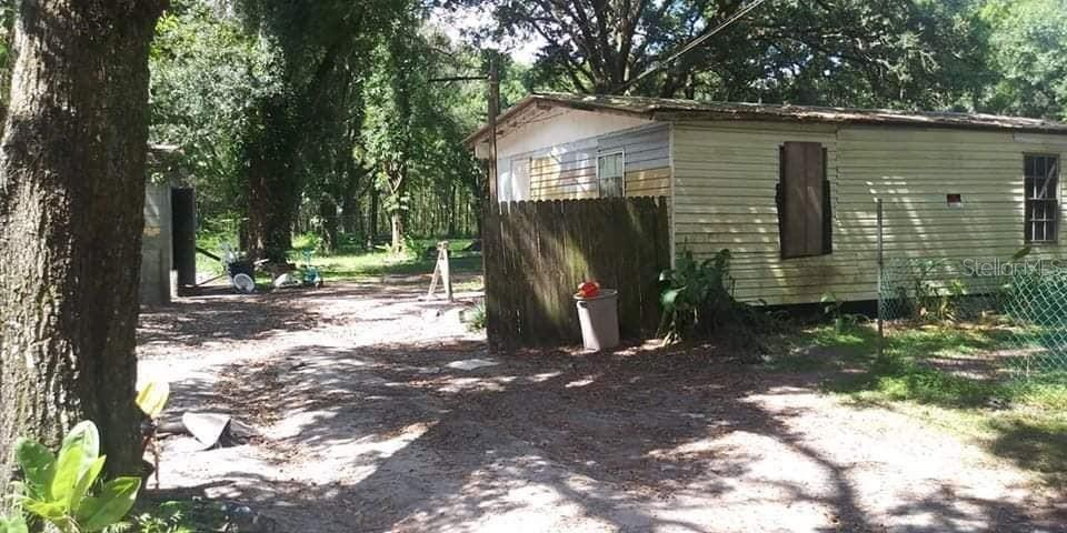 5410 ROBERSON RD photo 2