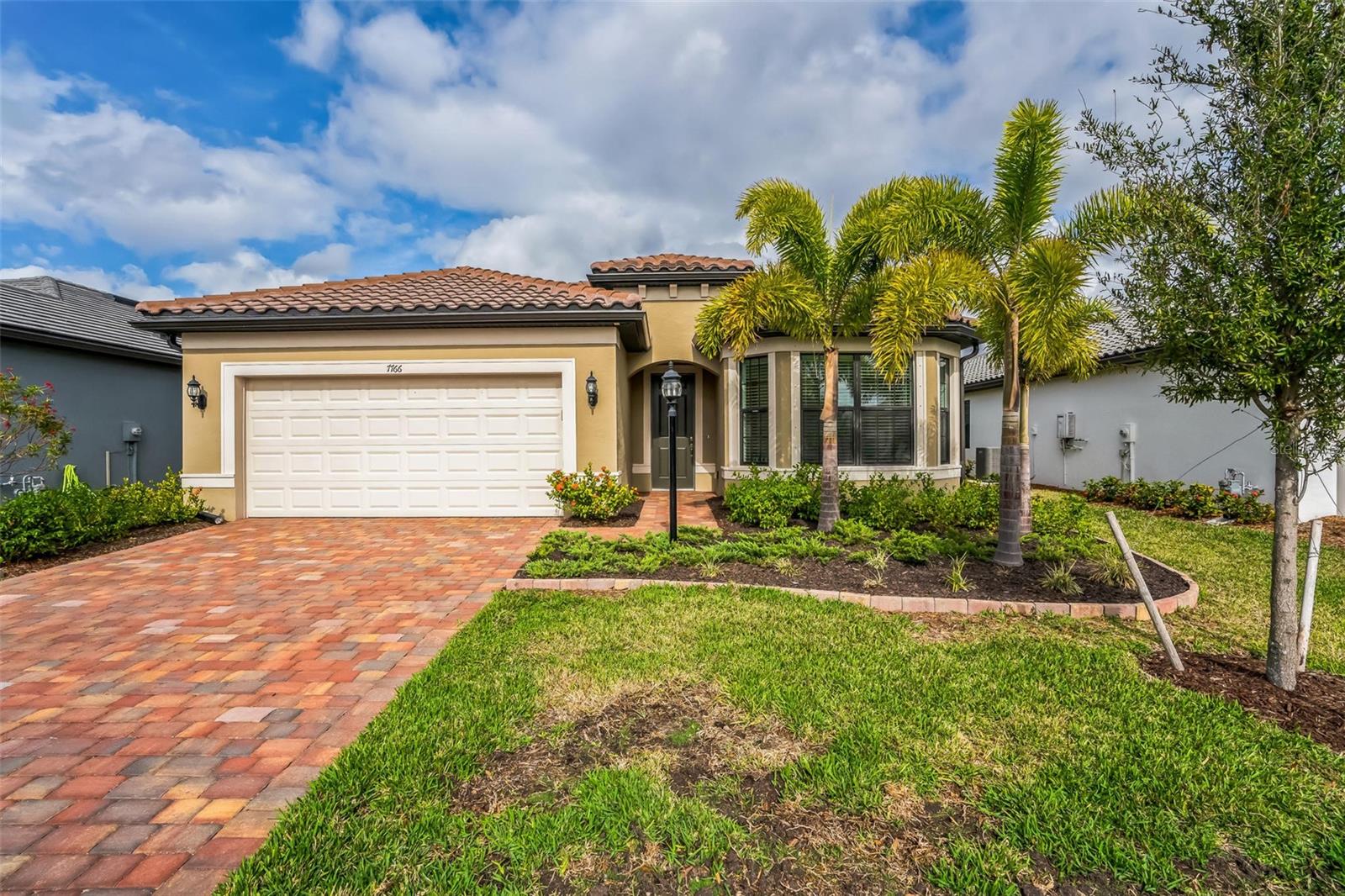 7766 SUMMERLAND CV — home for sale