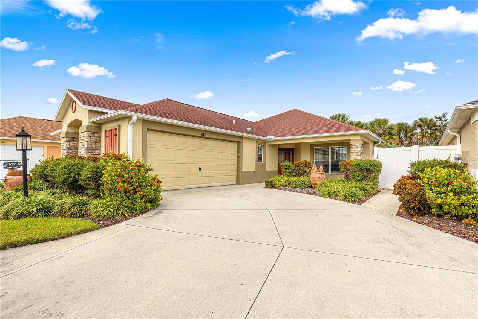 637 ARTEAGA WAY photo 5