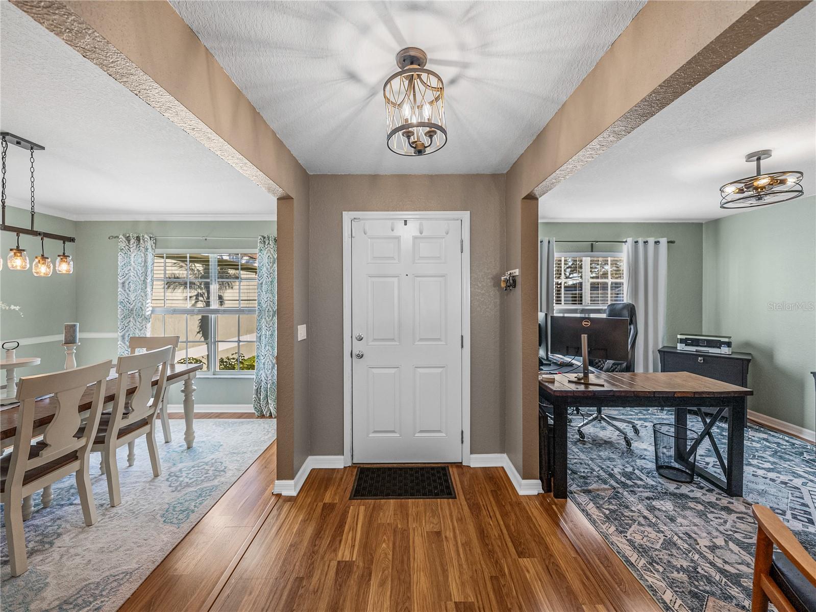 545 PINTAIL CIR photo 4
