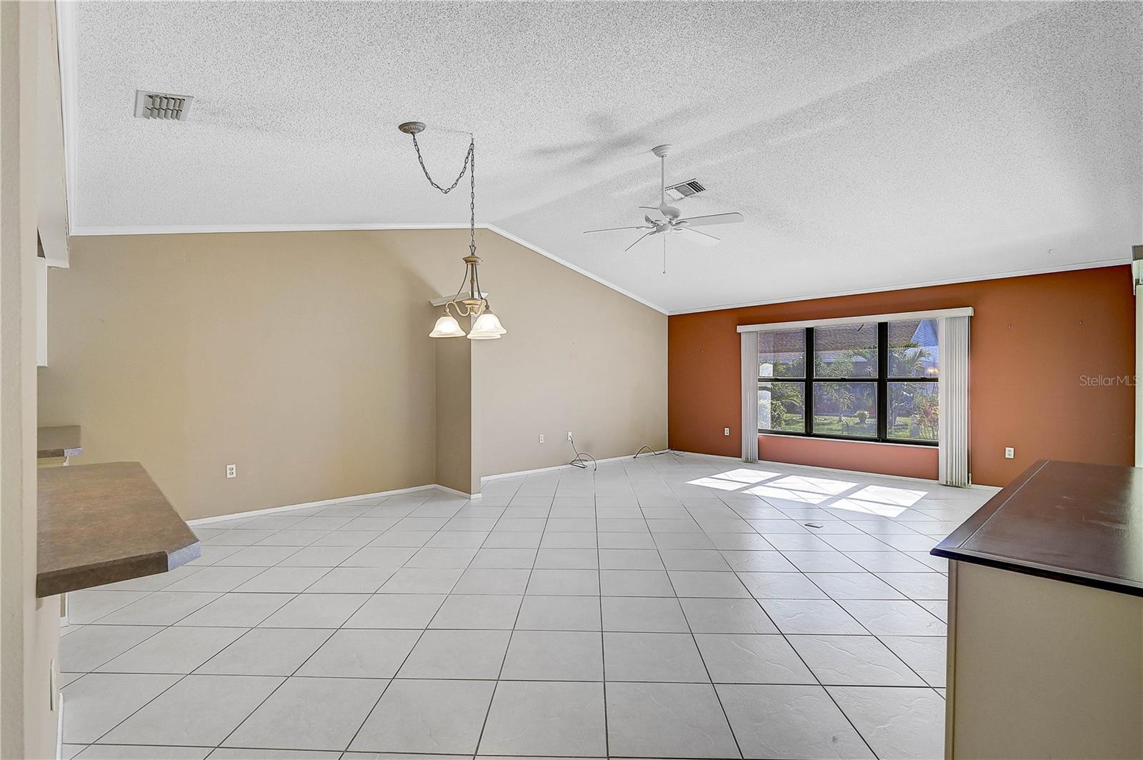 510 PENDLETON PL photo 4