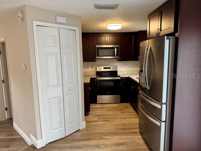 3353 ROYAL ST photo 5