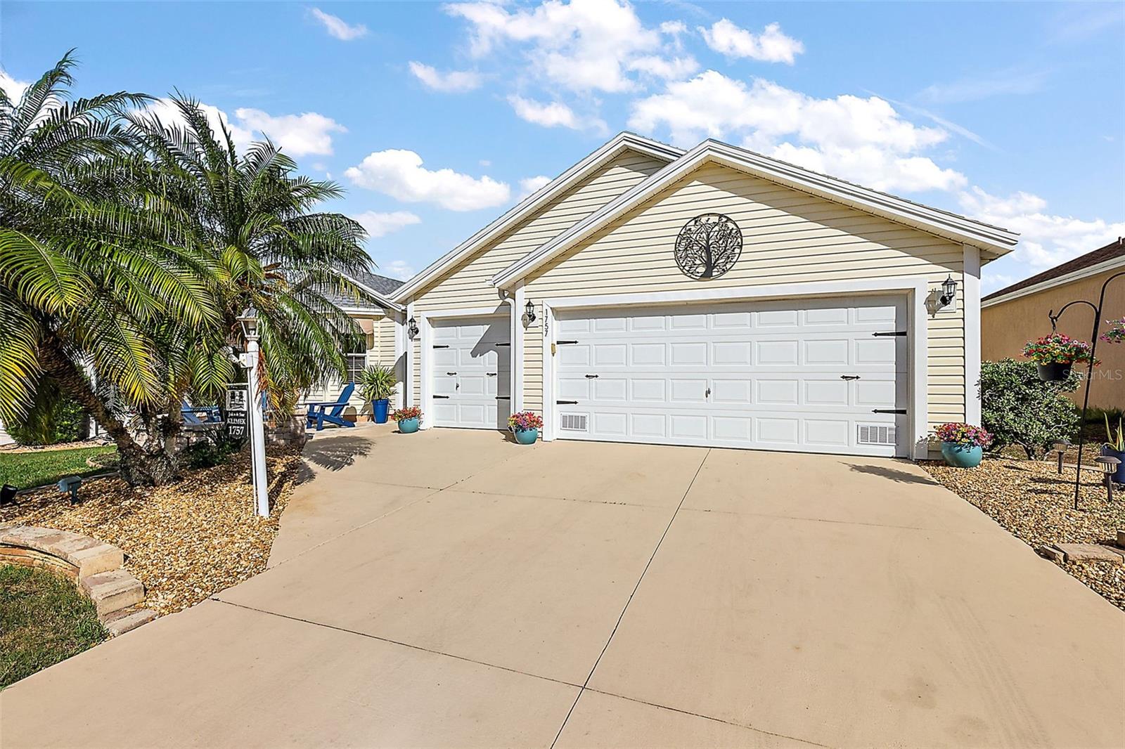 1757 LANDRUM LN photo 3