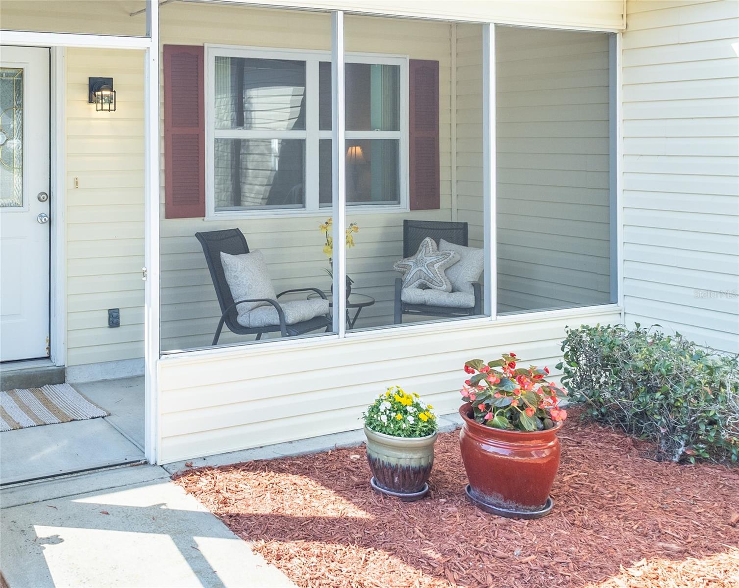 308 SANTA CLARA CIR photo 3