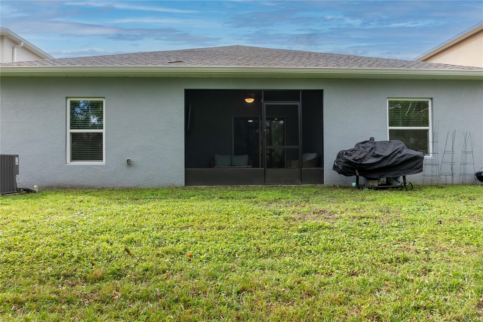 1197 CELERY OAKS LN