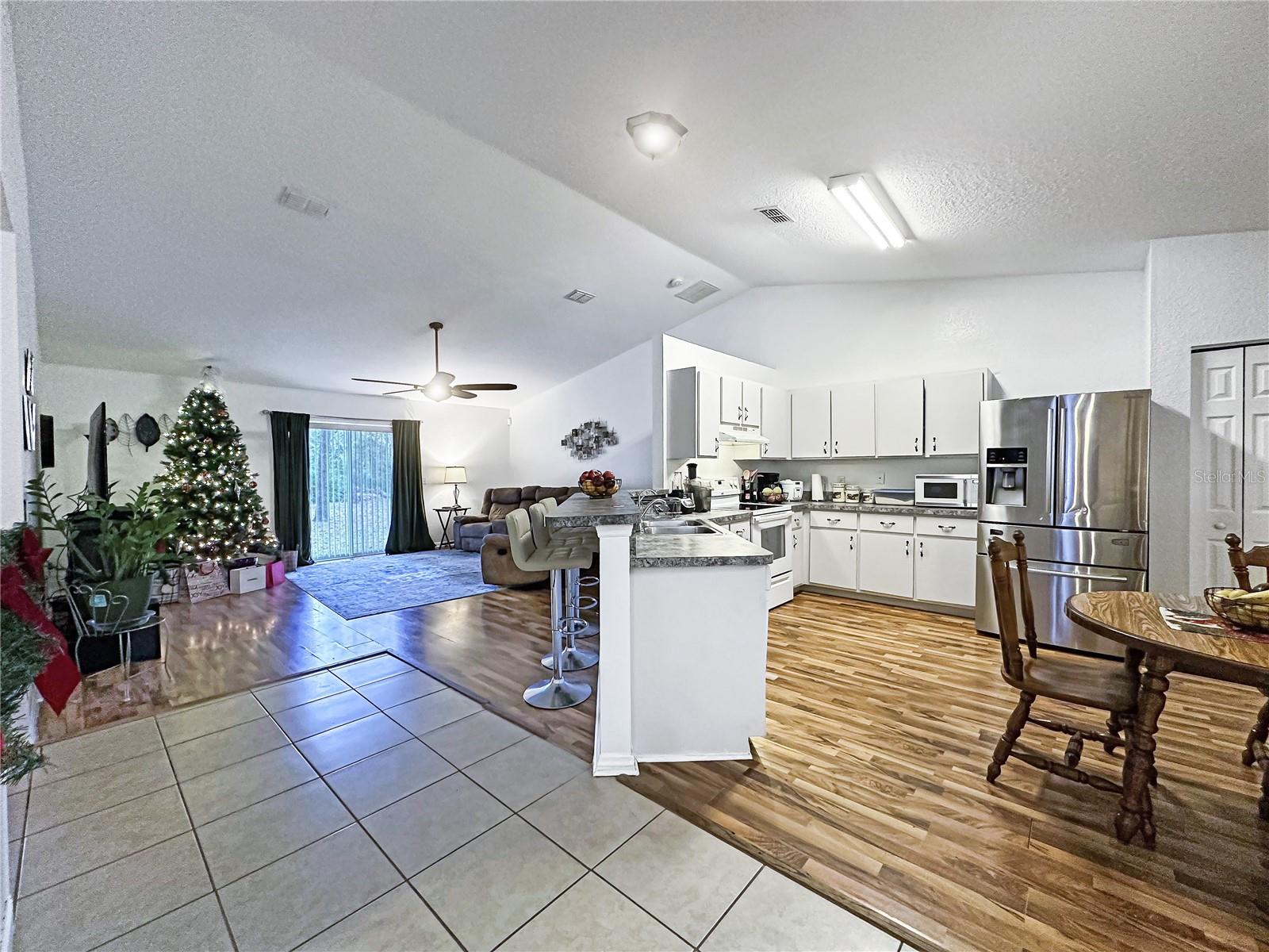 7090 SE 124TH LN photo 5