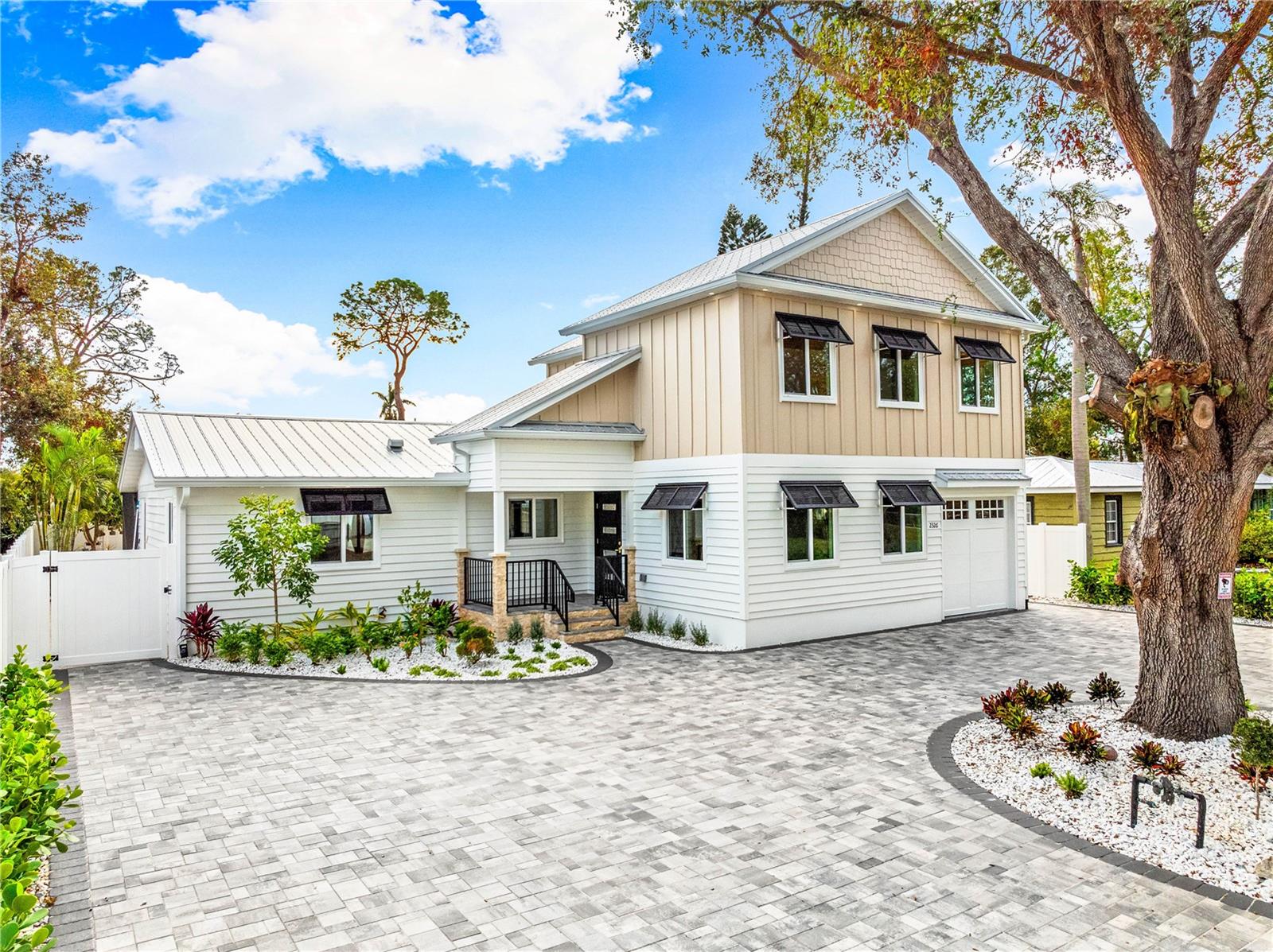 2326 GULL LN