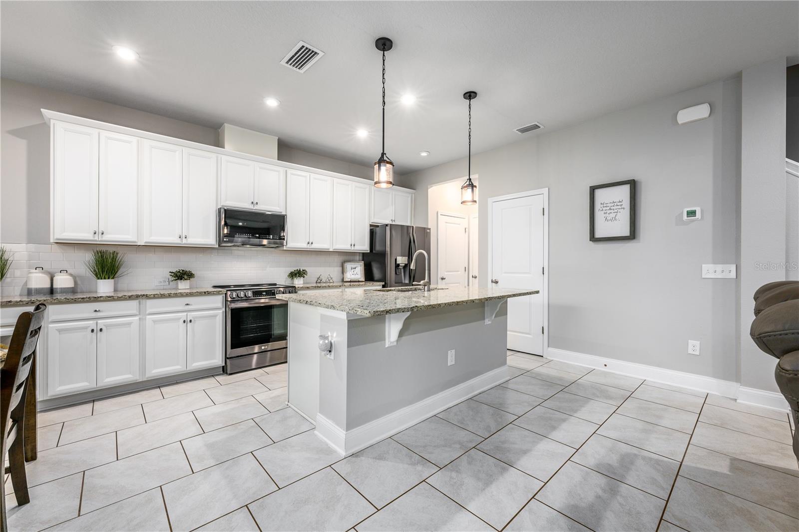 2904 GIPPER CIR photo 4