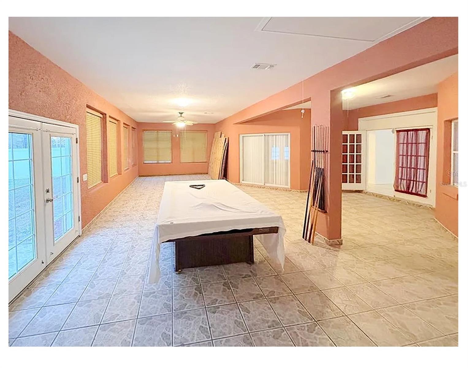 2485 HURON CIR photo 5
