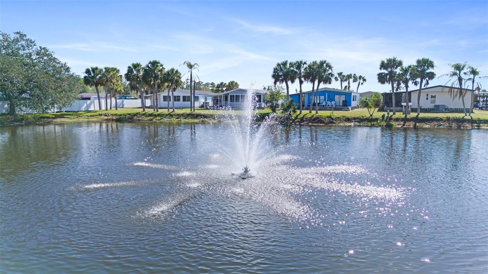 225 LAZY RIVER RD photo 5