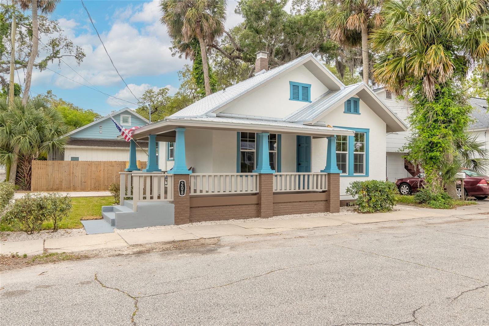 Single Family Residence