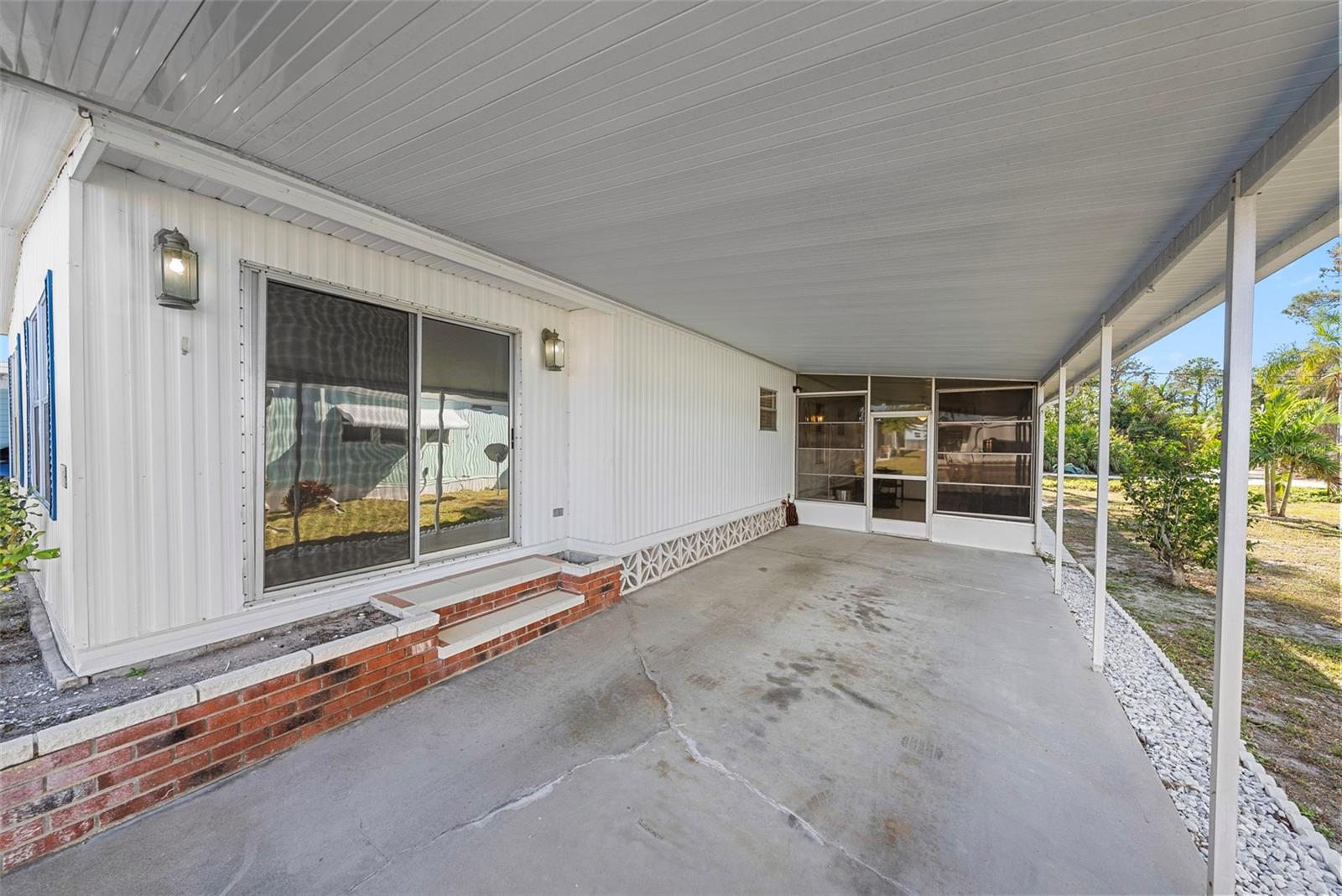 177 S FIJI CIR photo 4