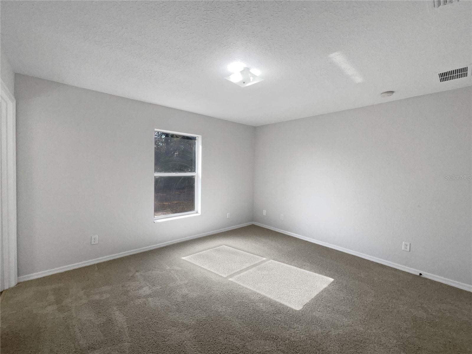 4 DOGWOOD LN photo 5