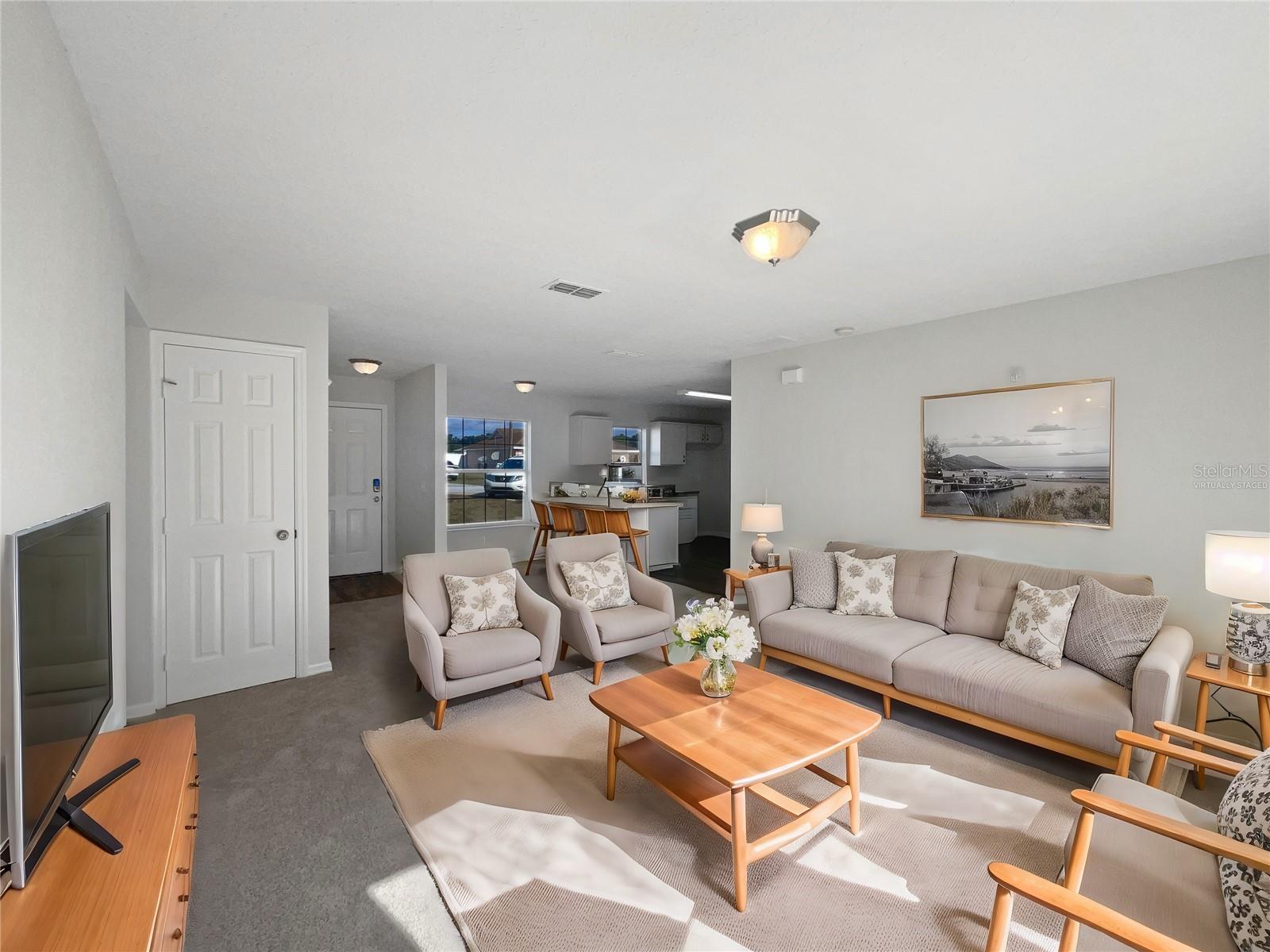 4 DOGWOOD LN photo 2