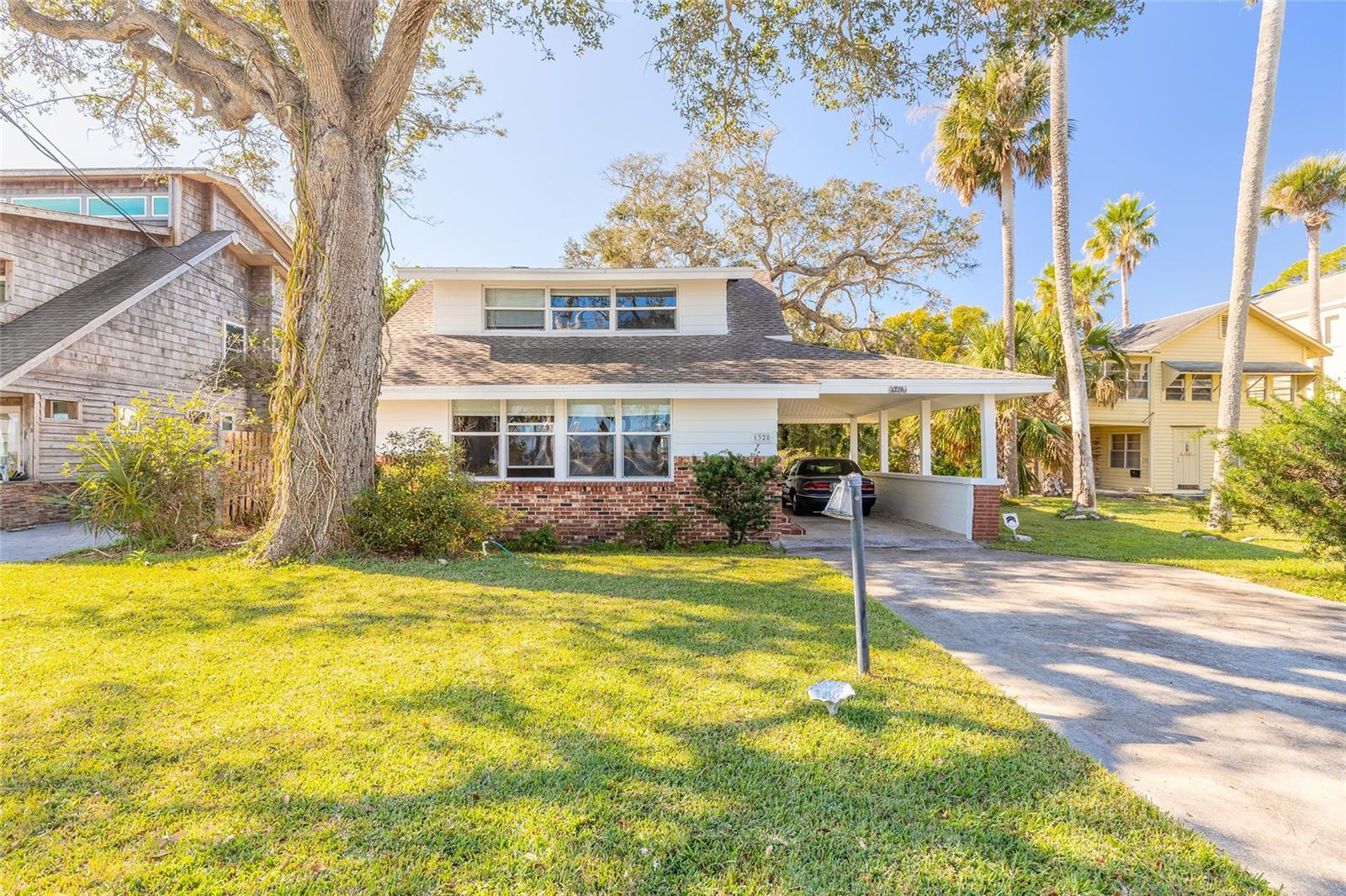 1328 RIVERSIDE DR photo 3