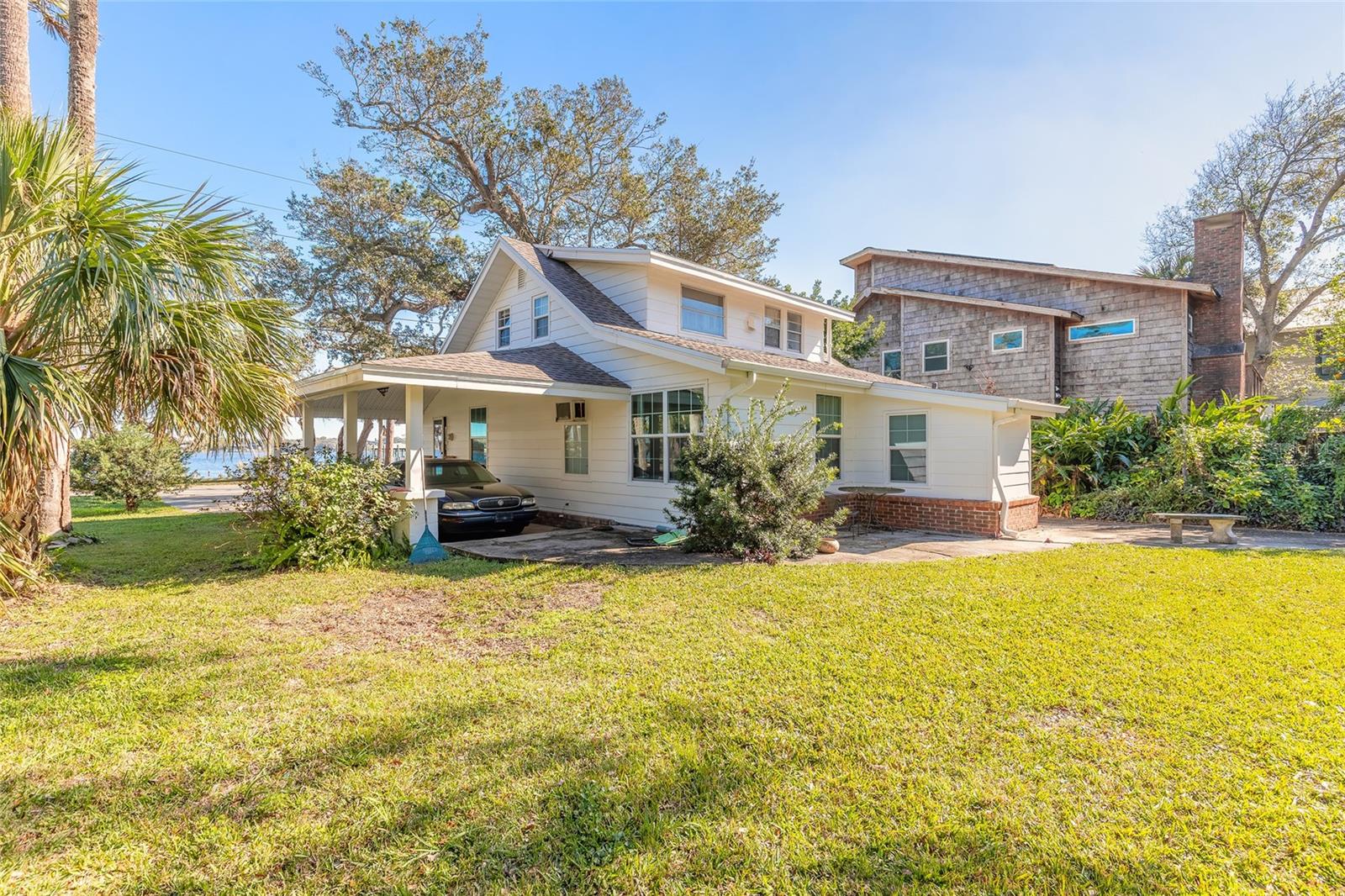 1328 RIVERSIDE DR photo 4