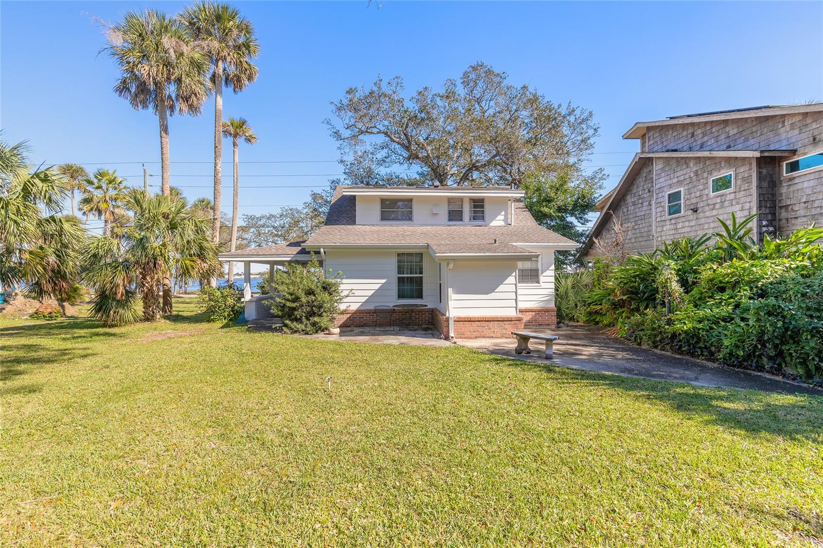 1328 RIVERSIDE DR photo 5