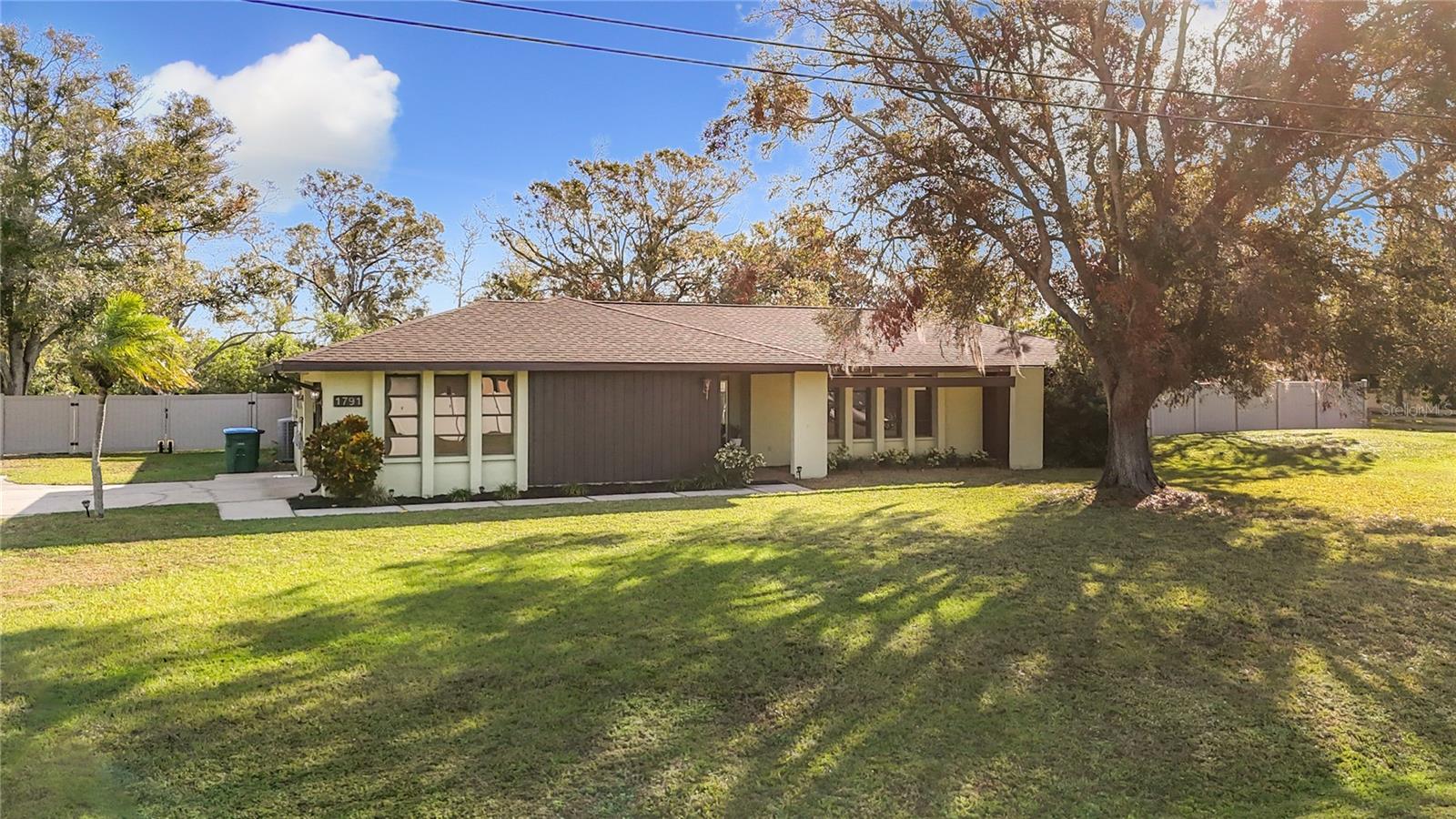 1791 BRAXTON BRAGG LN photo 2