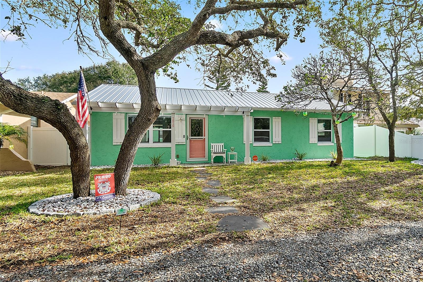 Single Family Residence