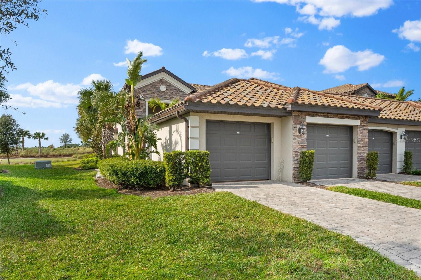 5567 PALMER CIR #101 — home for sale
