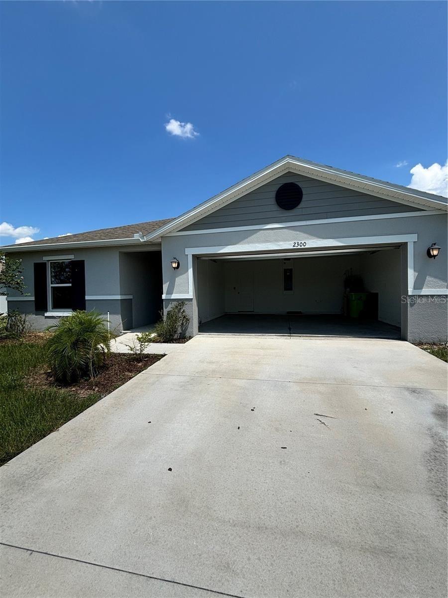 2300 CROSSANDRA ST photo 3