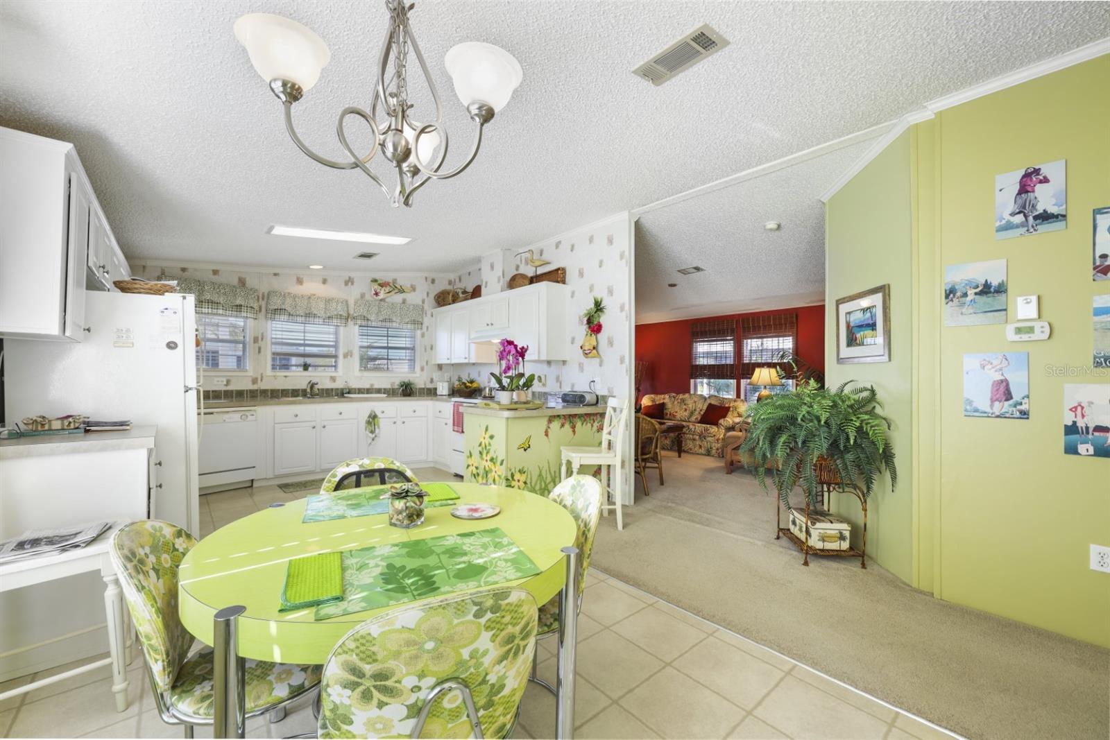 2100 KINGS HWY #100 photo 5