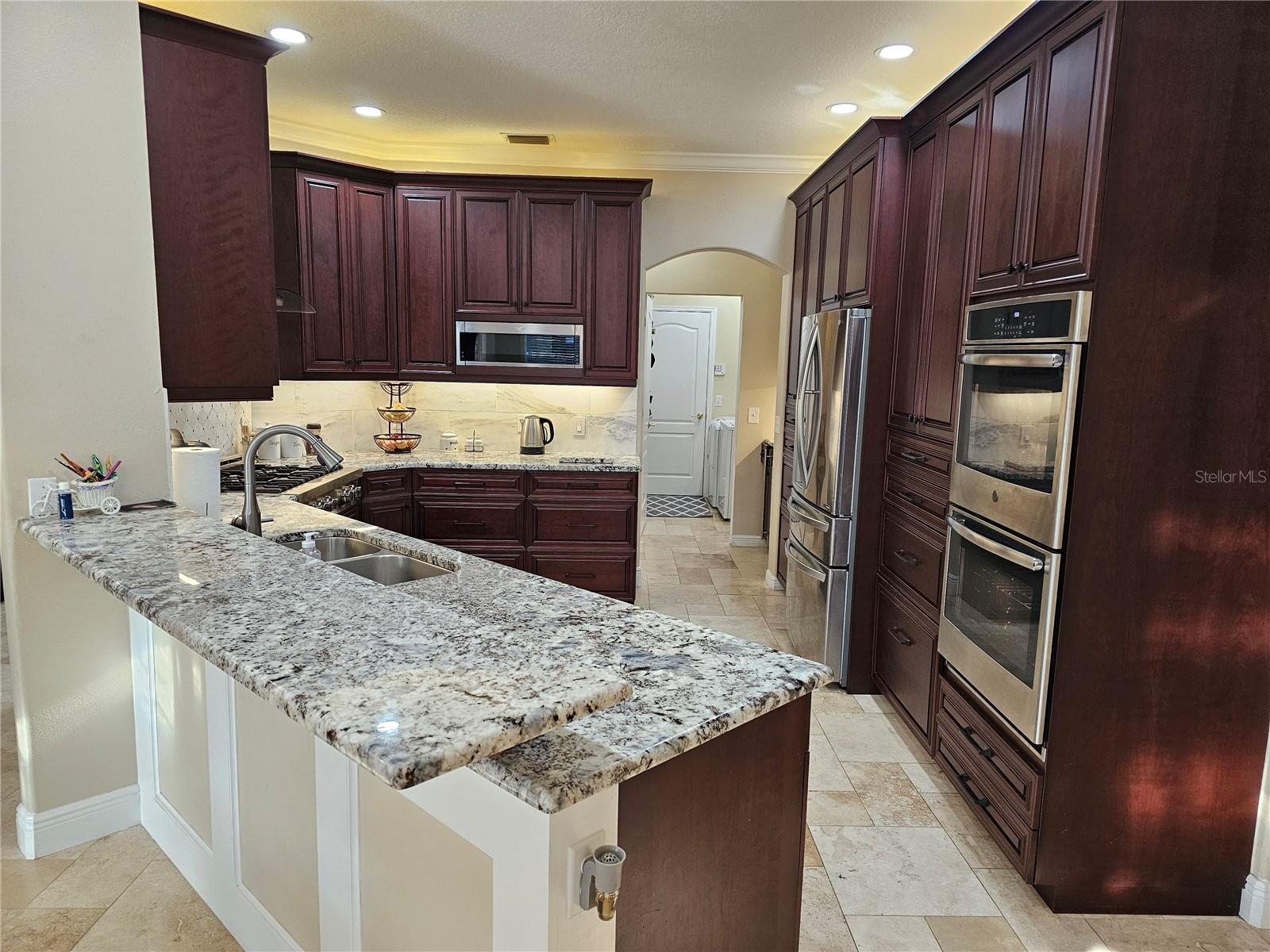 7419 ARROWHEAD RUN photo 3