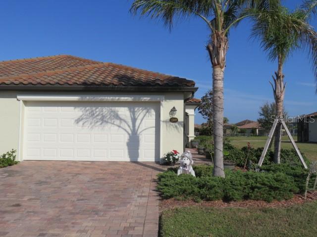12551 FELICE DR photo 2
