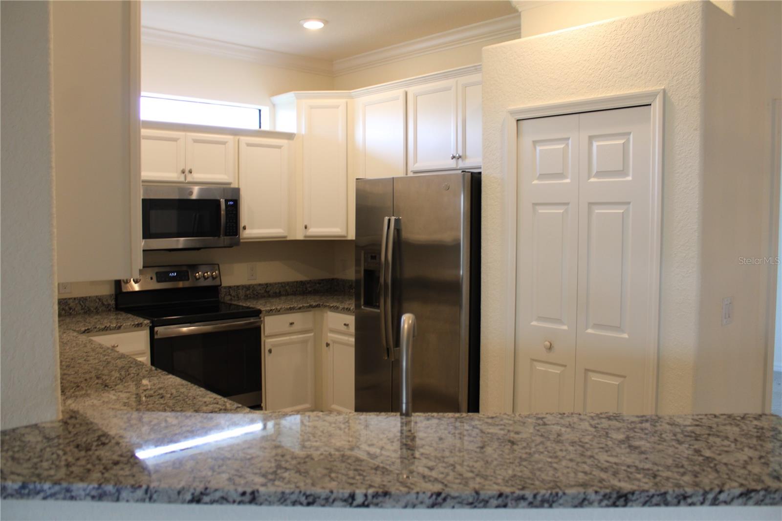 12551 FELICE DR photo 4