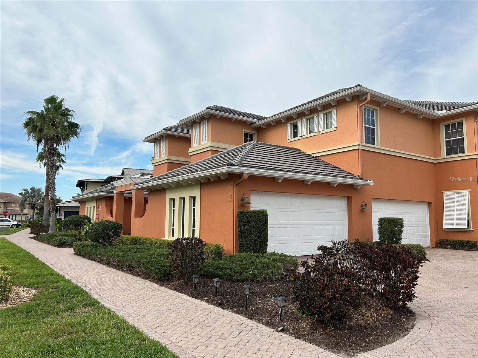 1139 RIVERSCAPE ST #2D photo 2