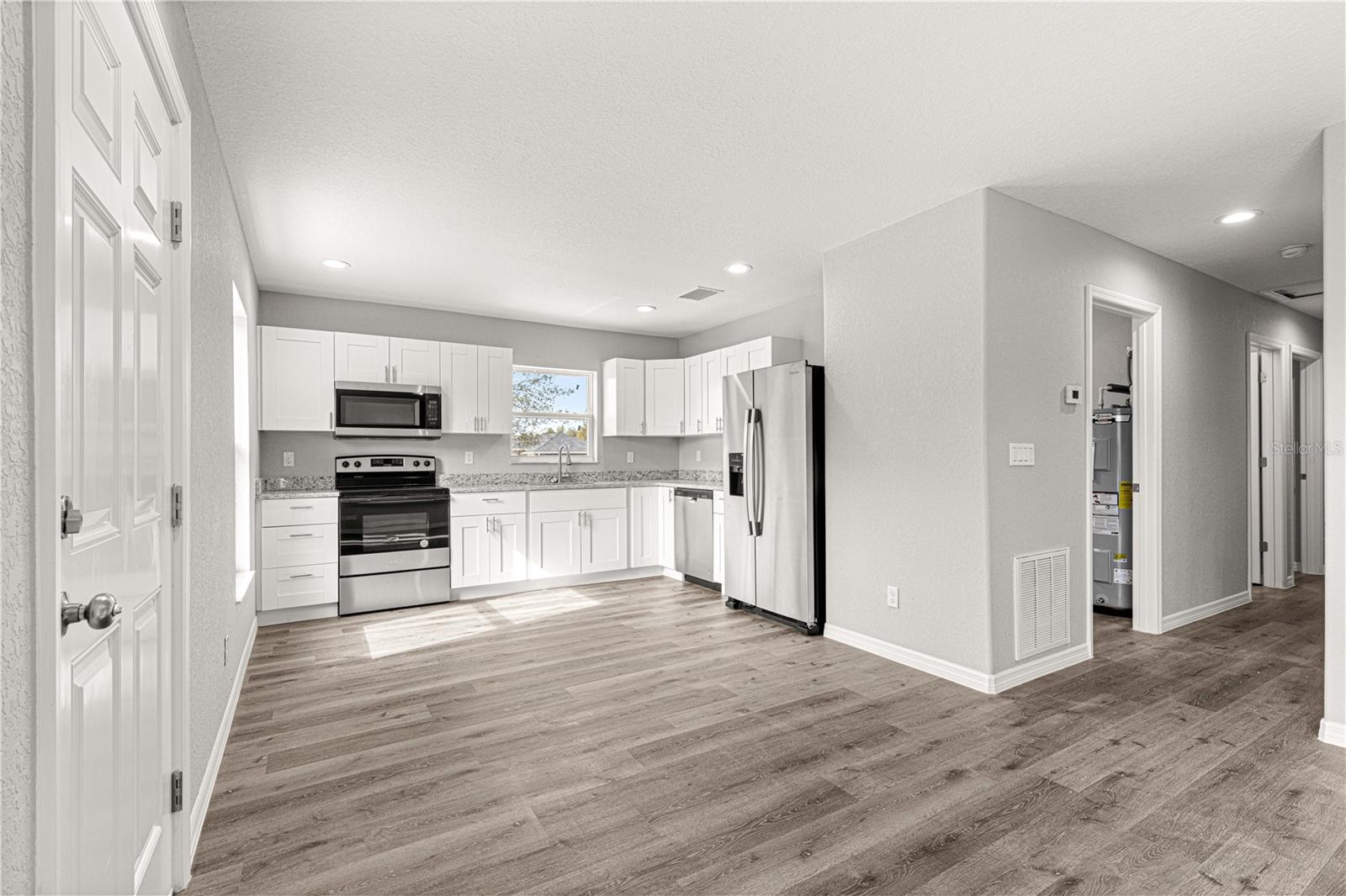 13183 SW 113TH PLACE photo 4