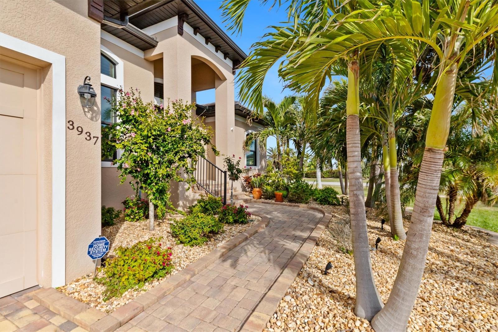 3937 BAL HARBOR BLVD photo 2