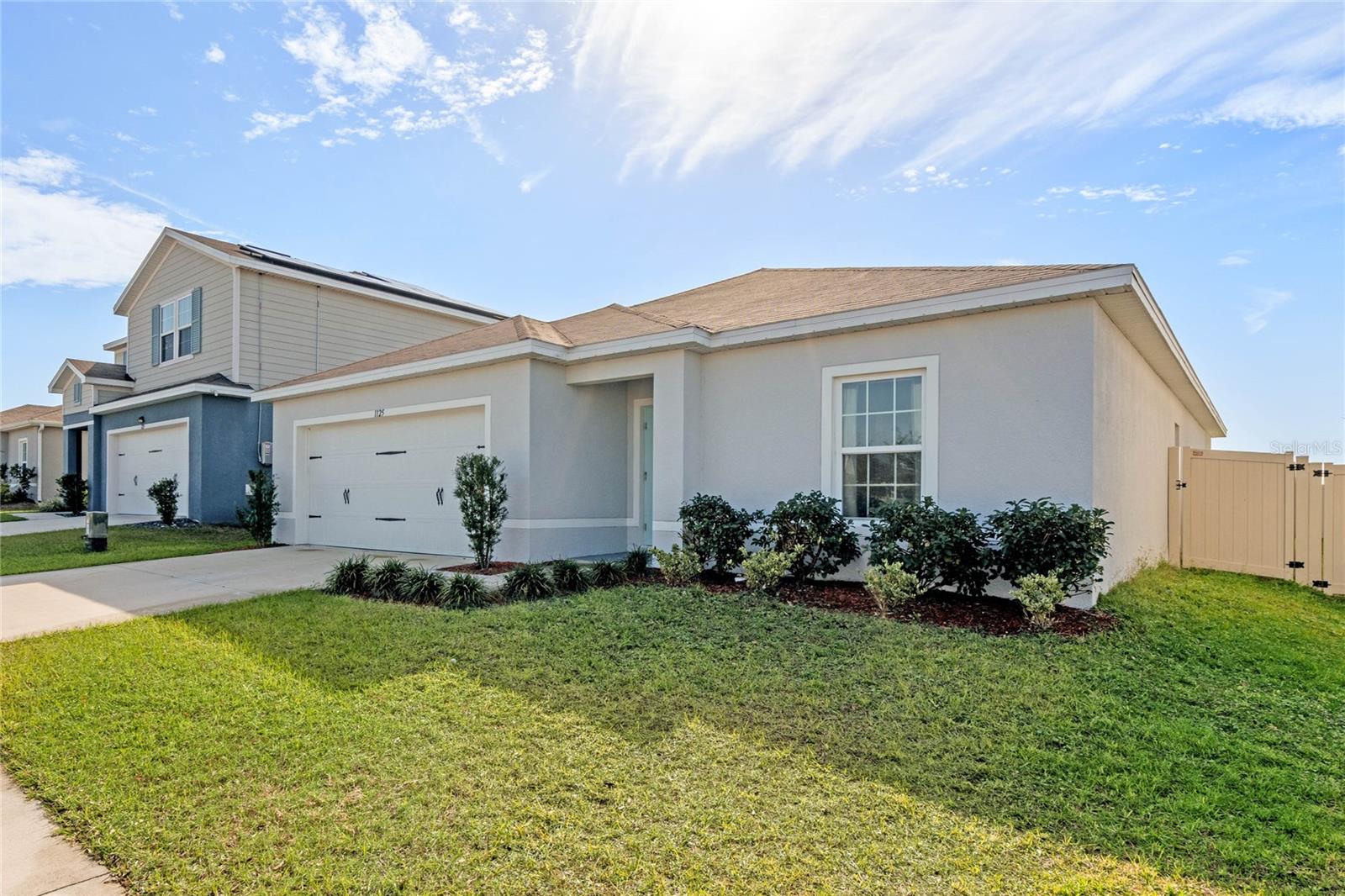 1125 CATSKILL DR photo 2