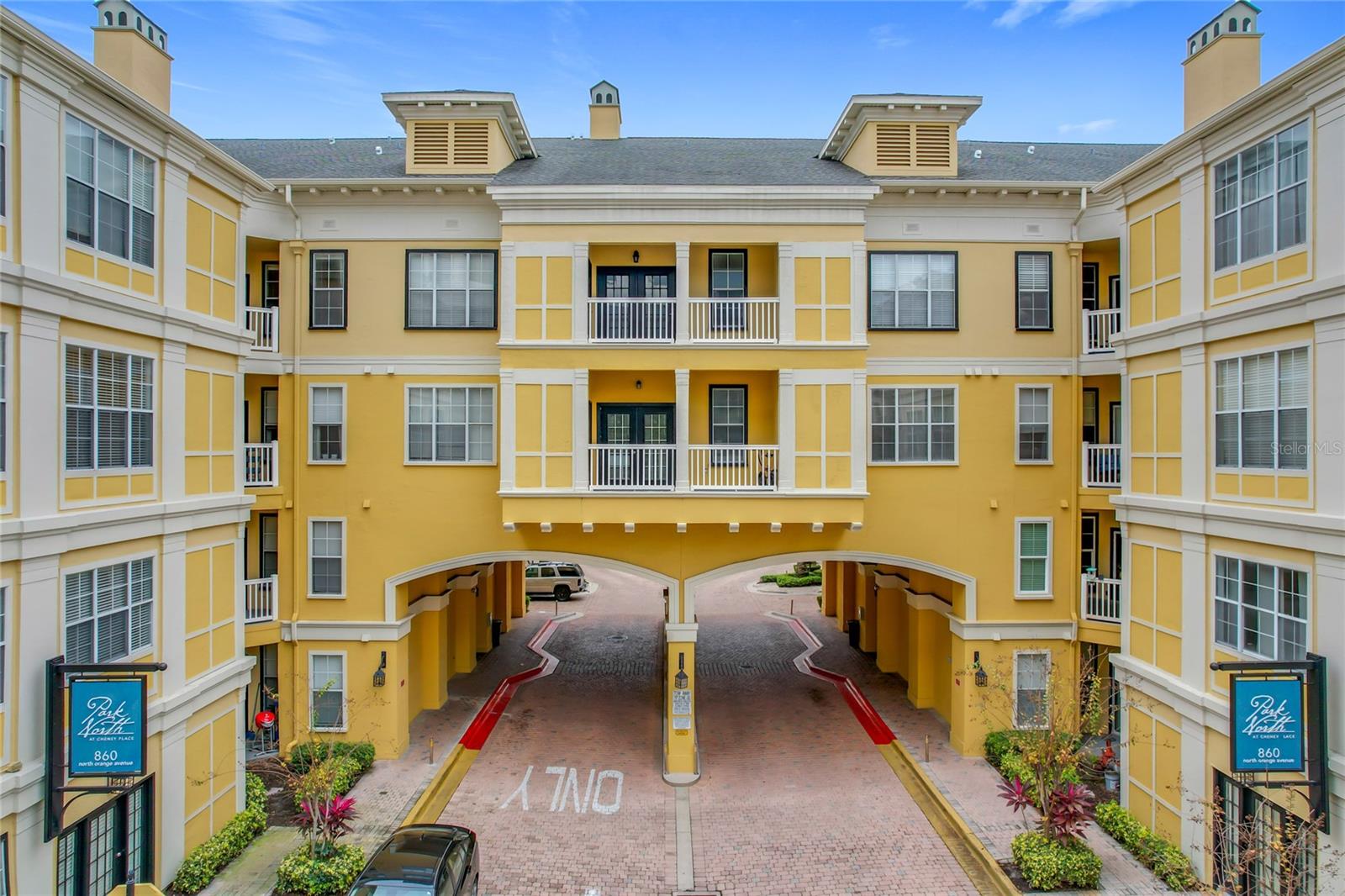 860 N ORANGE AVE #336 — home for sale