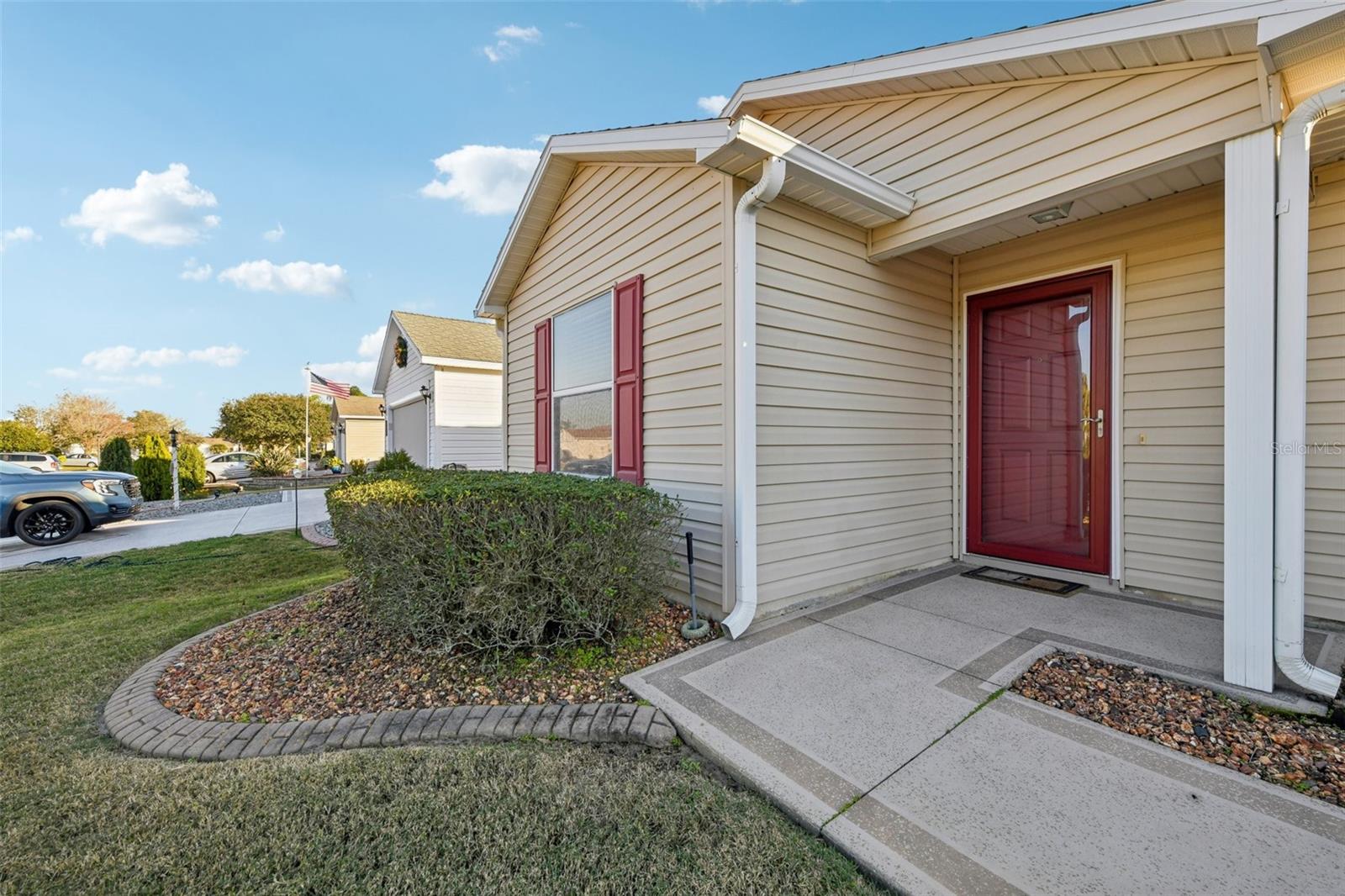 2486 FIVE FORKS TRL photo 2