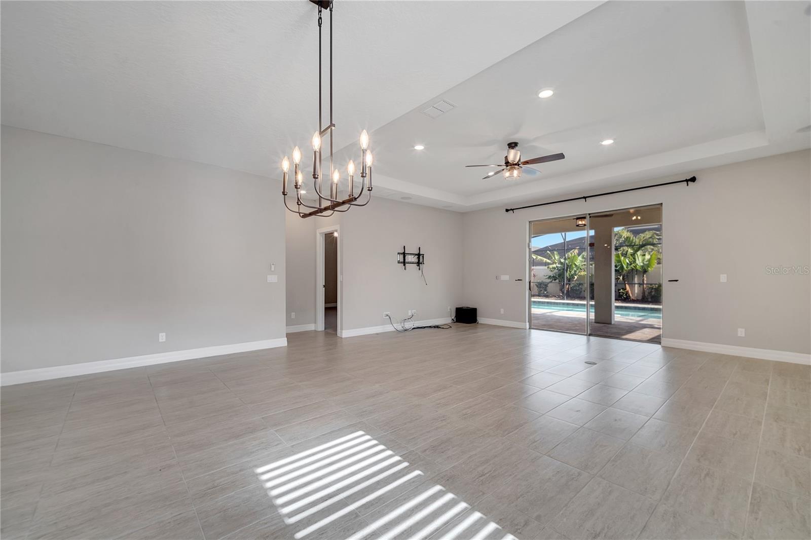 2724 MATERA DR photo 4