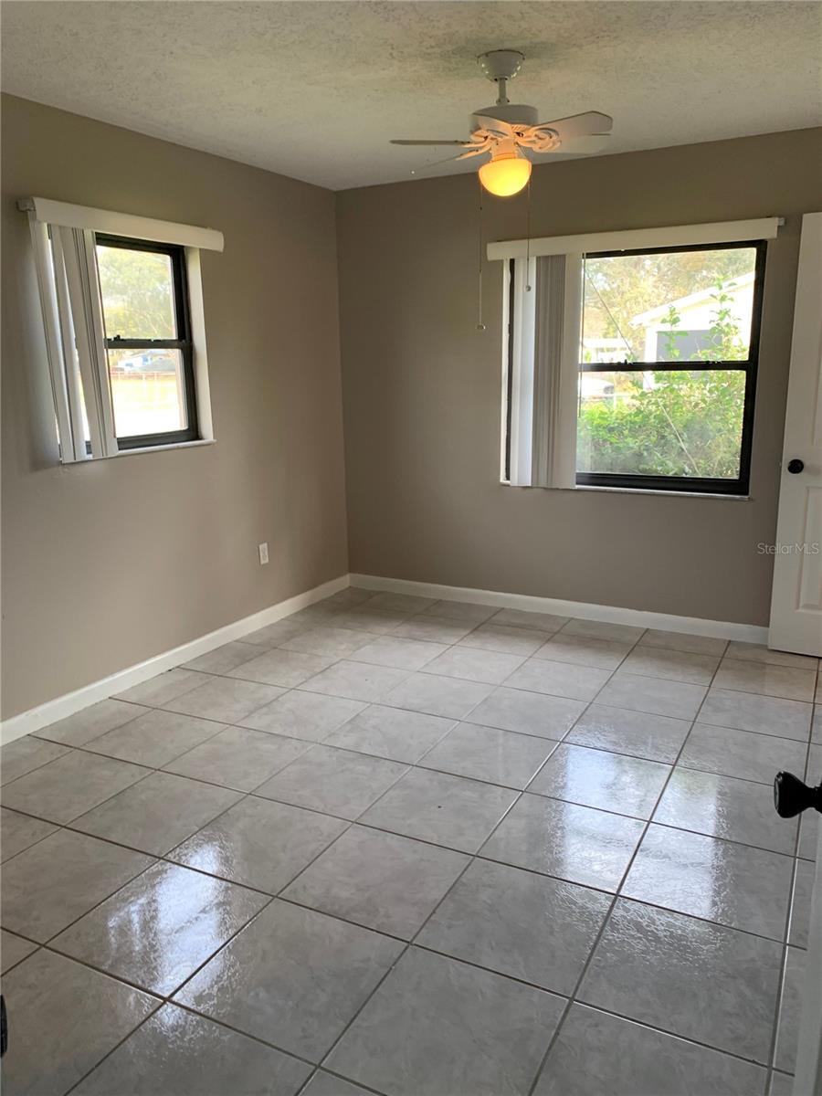 1601 ALABAMA AVE photo 3