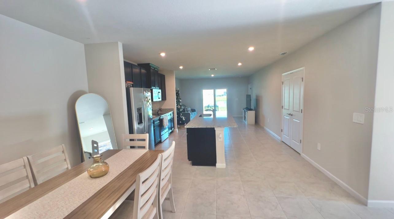 9449 SW LIBERTAS WAY photo 3