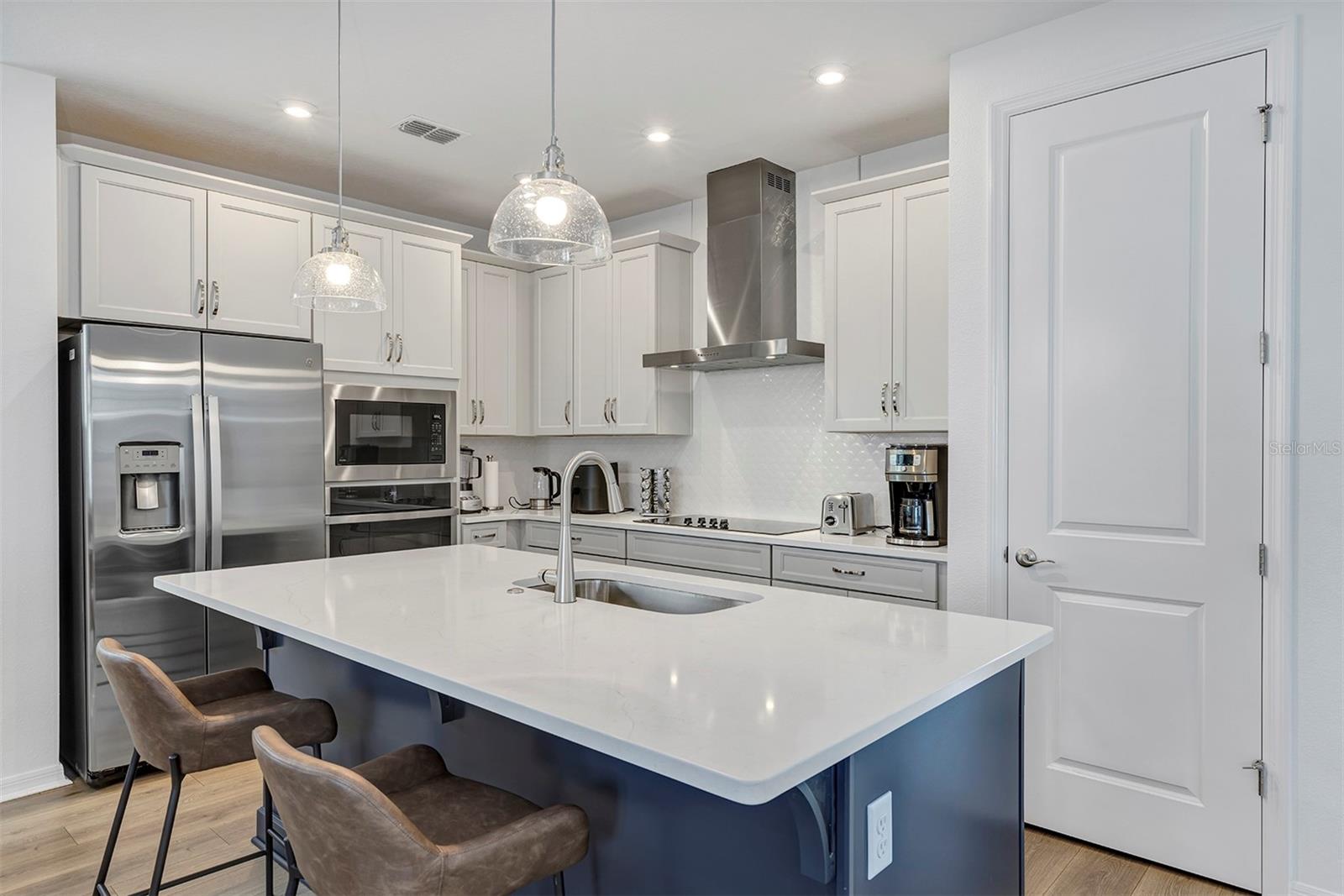 6501 ROVER WAY photo 4