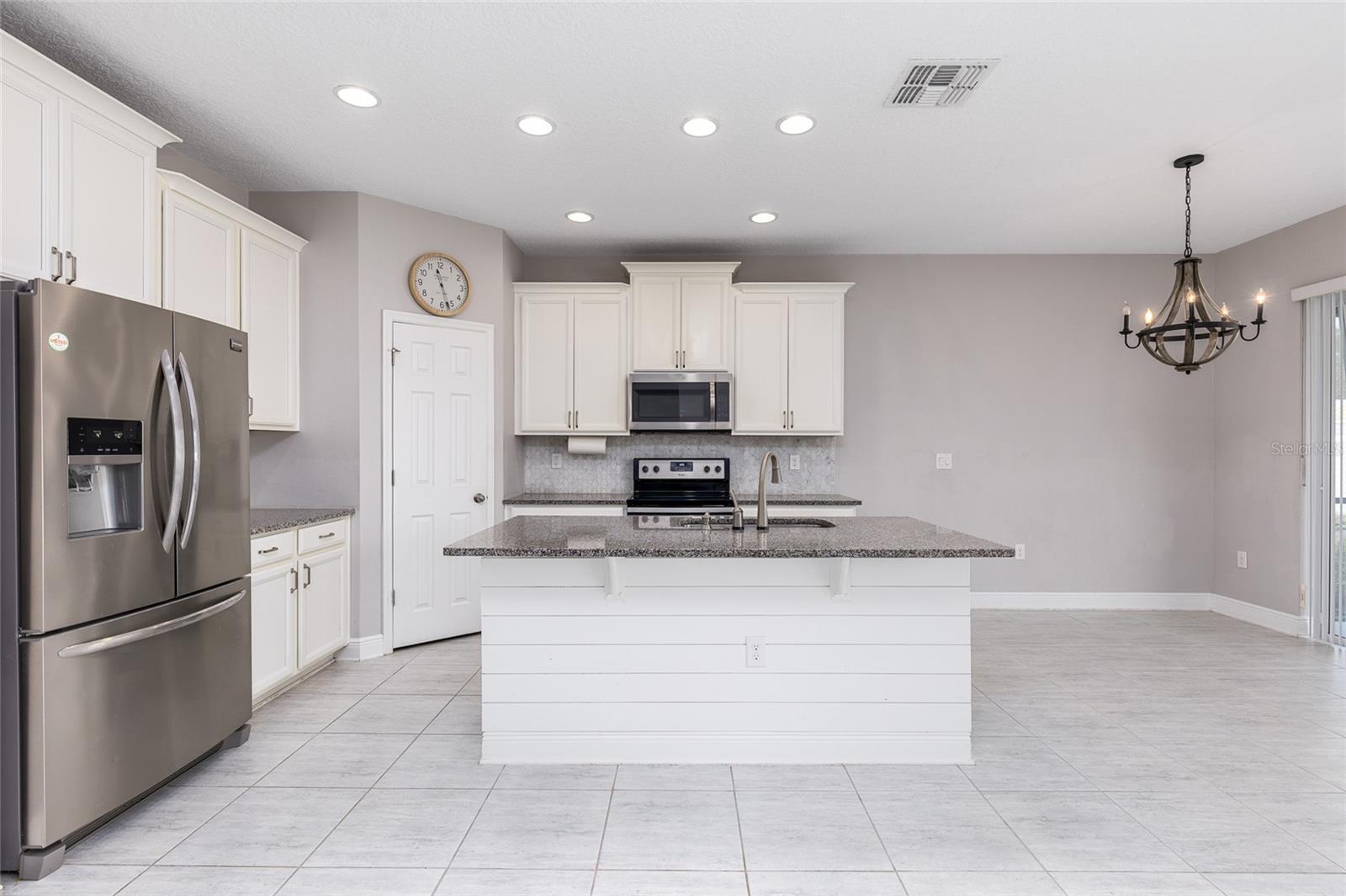 2918 SAND OAK LOOP photo 5