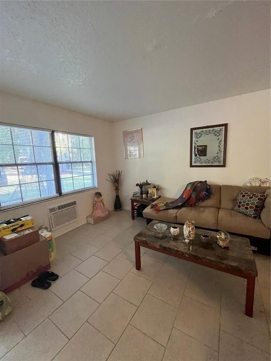 4950 SE 111TH LN photo 2