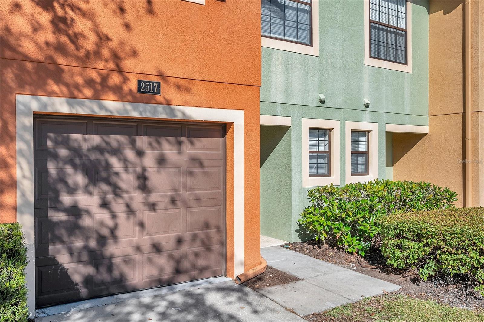 2517 EDGEWATER FALLS DR photo 4