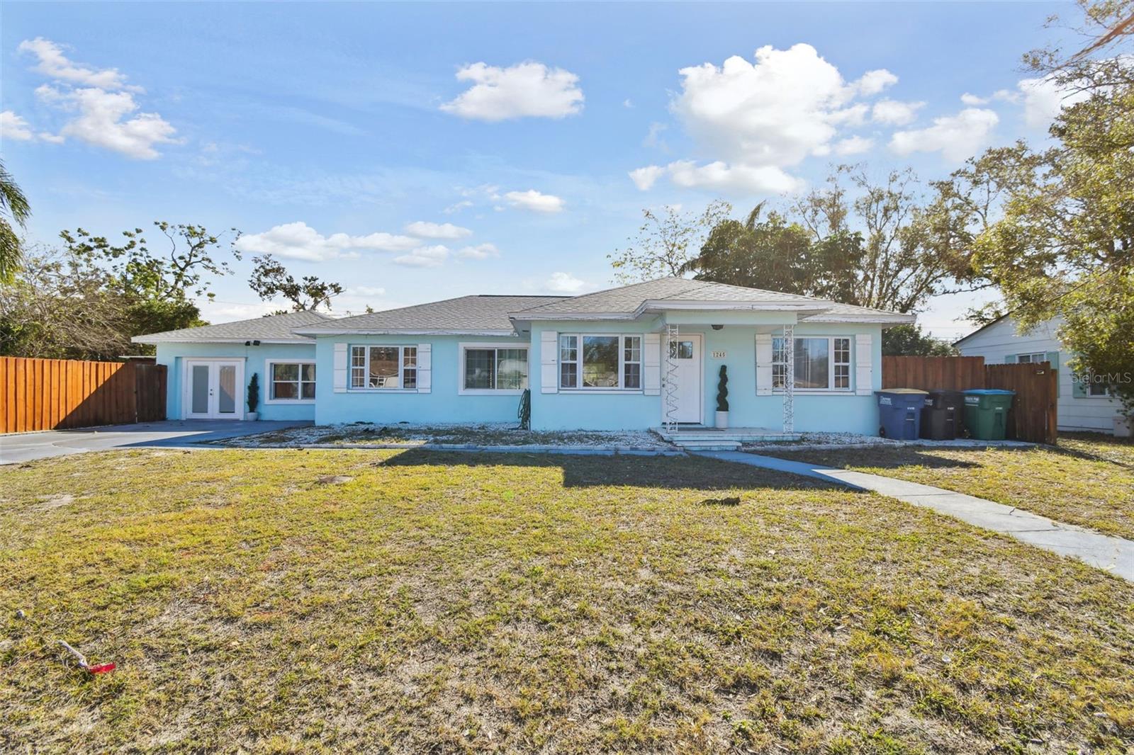 1245 PALM ST photo 5